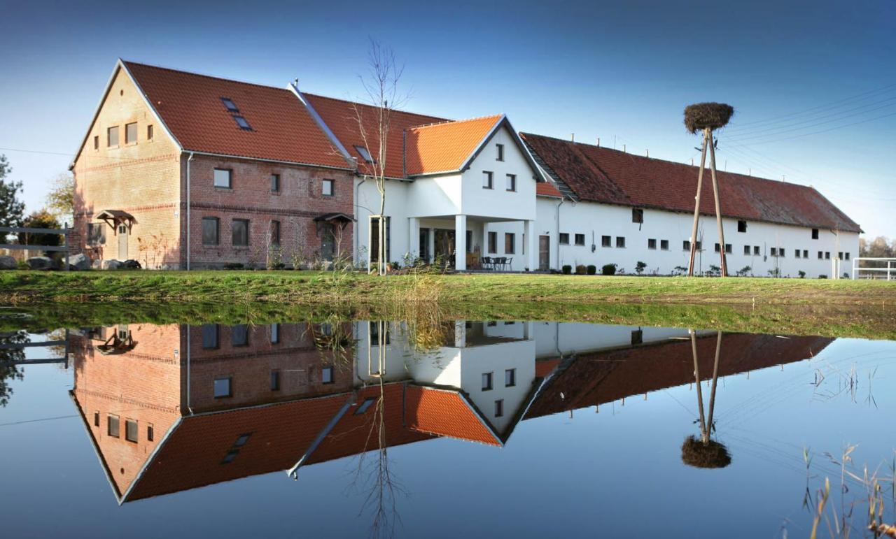 Stajnia Lipnik Apartments Kadyny Exterior photo
